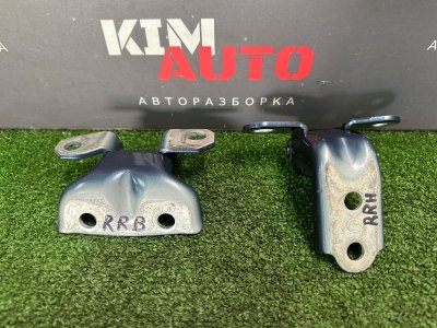 Петли двери Kia Ceed 1 2010 ED