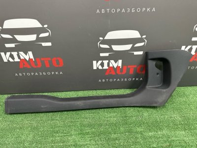 Накладка порога внутренняя Skoda Yeti 2011