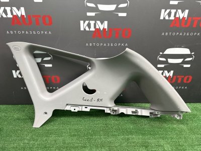 Накладка стойки кузова Kia Ceed SW 2010 ED