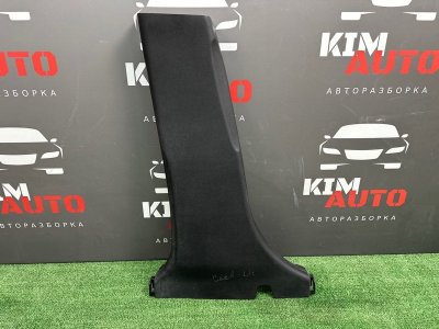 Накладка центральной стойки нижняя Kia Ceed SW 2010 ED