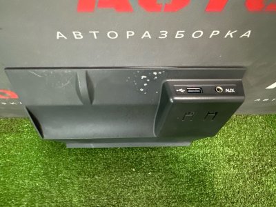 Блок usbaux Skoda Octavia 2014 A7