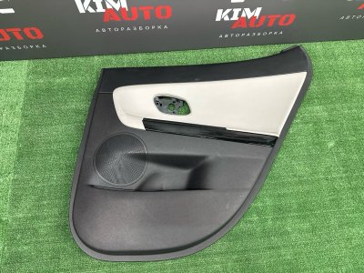 Обшивка двери Kia Ceed 2 2014 JD