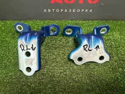 Петли двери Kia Rio 3 2012 HB