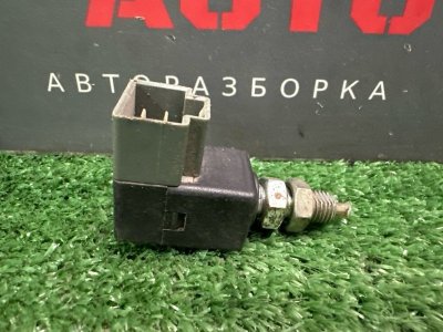 Выключатель стоп-сигнала(лягушка) Kia Cerato 2 TD 2011