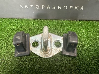 Ответная часть замка багажника Kia Ceed 1 2010 ED