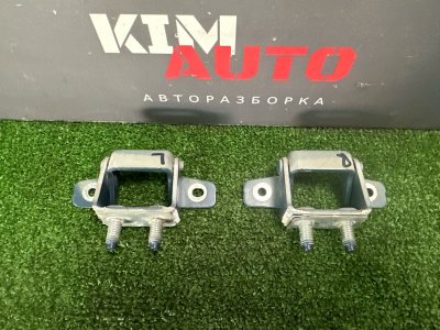Петли крышки багажника Kia Ceed 1 2010 ED