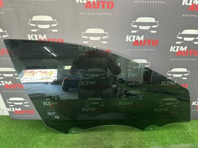 Стекло двери Skoda Octavia 2014 A7