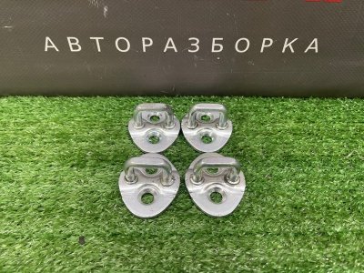 Ответная часть замка двери Kia Ceed 1 HB 2011 ED