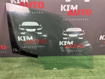 Стекло двери Skoda Yeti 2014