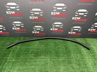 Уплотнитель капота Kia Sportage 2 2009 KM