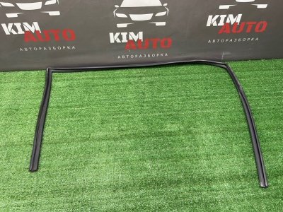 Уплотнитель стекла направляющий Kia Ceed 1 HB 2011 ED