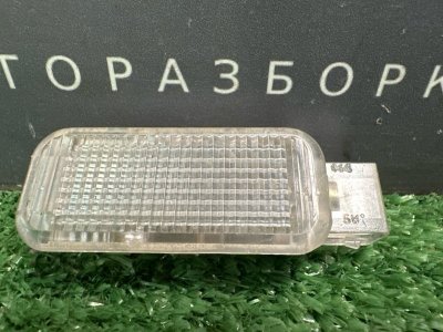 Плафон подсветки багажника Skoda Yeti 2014
