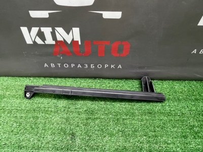 Направляющая стекла двери Kia Ceed 1 HB 2011 ED