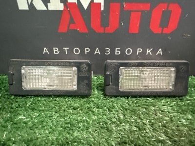 Плафон подсветки номера Skoda Octavia 2014 A7