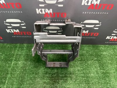 Кронштейн центральной консоли Kia Sportage 2 2009 KM