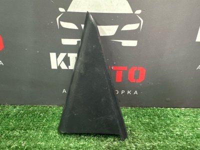 Накладка двери треугольник Hyundai Elantra 4 HD 06-11 2007