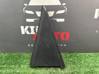 Накладка двери треугольник Hyundai Elantra 4 HD 06-11 2007