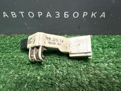 Датчик положения коленвала Skoda Yeti 2014