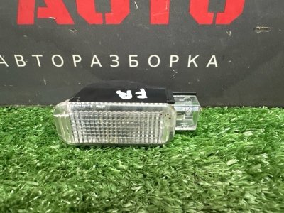 Плафон подсветки салона Skoda Octavia 2014 A7