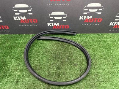 Уплотнитель жабо Kia Rio 3 2014 QB