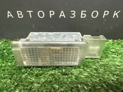 Плафон подсветки салона Skoda Octavia 2014 A7