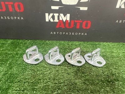 Ответная часть замка двери Hyundai Creta GS 2017