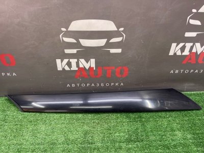 Накладка стойки лобового стекла Skoda Fabia 2 2011