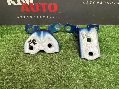 Петли двери Kia Rio 3 2014 QB