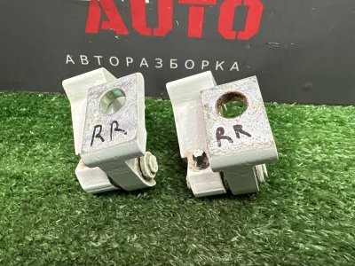 Петли двери Skoda Octavia 2014 A7