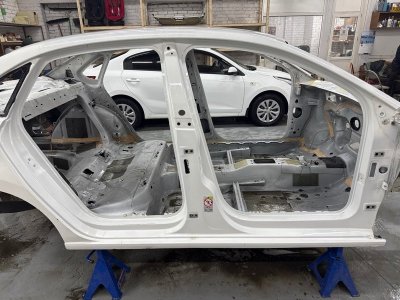 Порог со стойкой Volkswagen Polo 2017