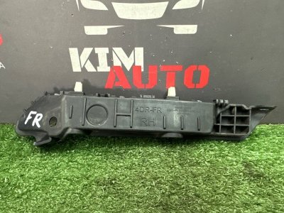 Кронштейн бампера Kia Rio 4 2019 FB