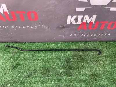 Упор капота Ford Focus 2 2009 CB