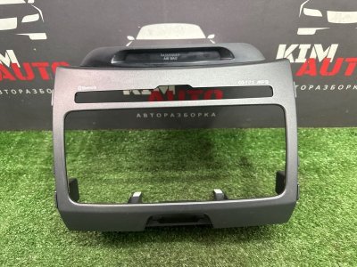 Накладка центральной консоли Kia Sportage 3 2012 SL