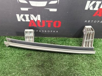 Направляющая стекла двери Kia Rio 4 2019 FB