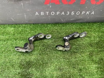 Петли двери Ford Focus 2 2009 CB