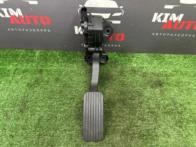 Педаль газа электронная Kia Ceed 1 HB 2010 ED