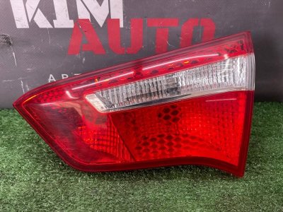 Фонарь в крышку багажника Kia Rio 3 2012 QB