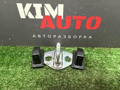 Ответная часть замка багажника Kia Ceed 1 HB 2010 ED