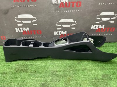 Консоль между сидений Kia Rio 3 2012 QB