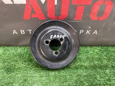 Шкив помпы Skoda Fabia 2 2011
