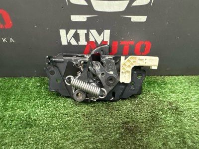 Замок капота Ford Focus 3 2012 MK3