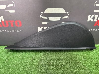 Накладка торпедо боковая Kia Rio 4 2017 FB