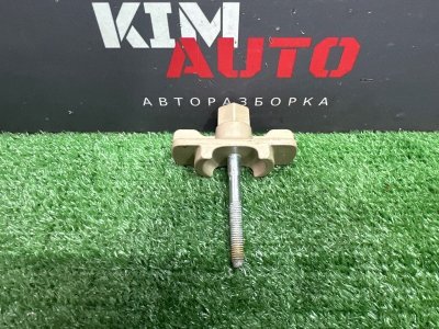 Крепление запасного колеса Hyundai Solaris 1 2013