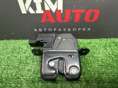 Замок крышки багажника Renault Kaptur 2017