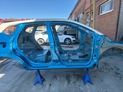 Порог со стойкой Renault Kaptur 2017