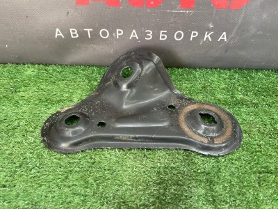 Кронштейн переднего подрамника Hyundai Sonata 7 2018