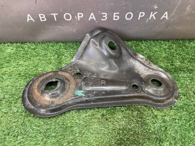 Кронштейн переднего подрамника Hyundai Sonata 7 2018