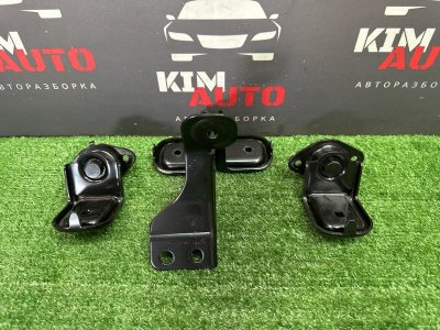 Крепление сиденья Kia Rio 3 2016 QB