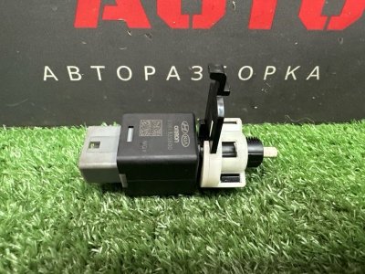 Выключатель стоп-сигнала(лягушка) Kia Rio 4 2017 FB