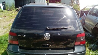 Volkswagen Golf 4 крышка багажника